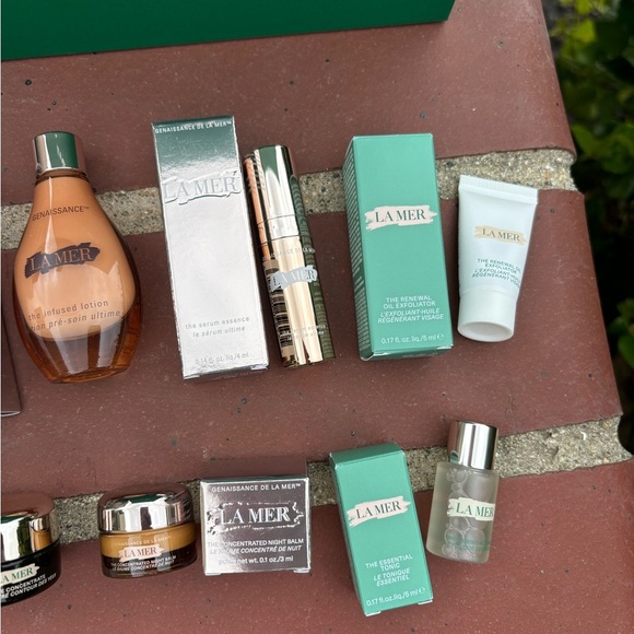La Mer 6 Piece Skincare Luxury Kit Plus La Mer Box And Wrapping Plus Eye Balm - Picture 3 of 12